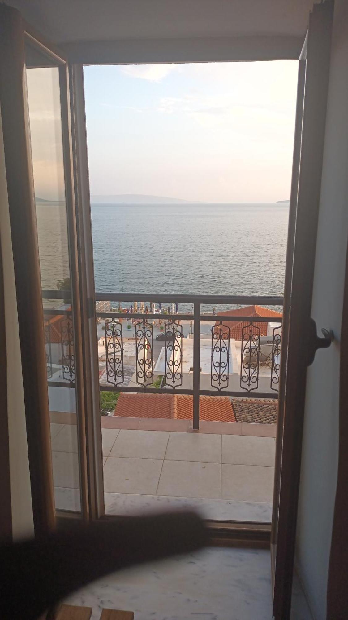 Seaview Studio Neápolis Buitenkant foto
