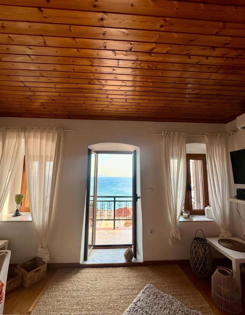 Seaview Studio Neápolis Buitenkant foto